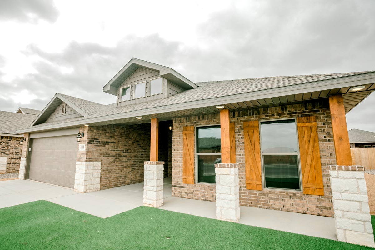 Photo of exterior of Betenbough Homes' Sophia floor plan.